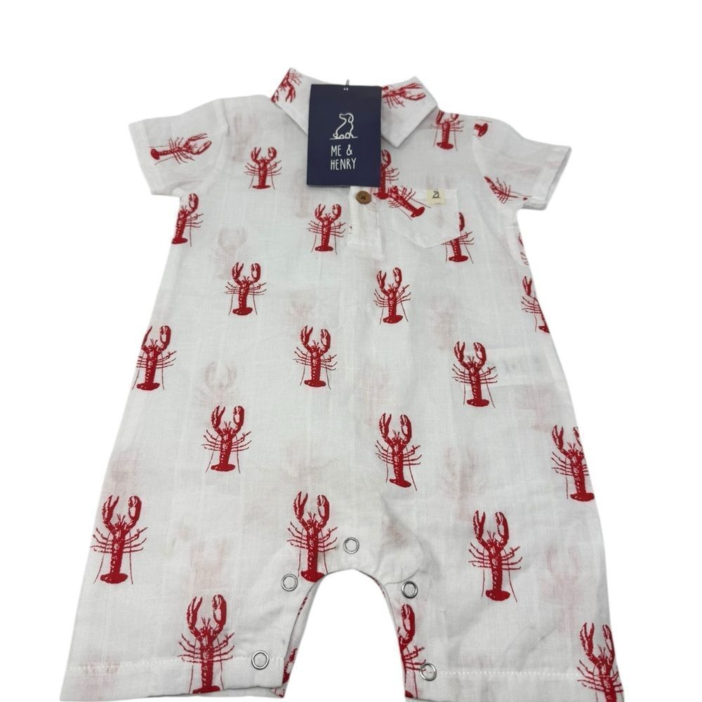Me & Henry Molokai white lobster printed romper NWT 9-12 mos